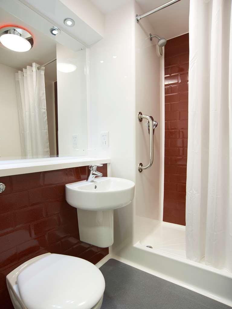 Travelodge Dundee Strathmore Avenue Habitación foto