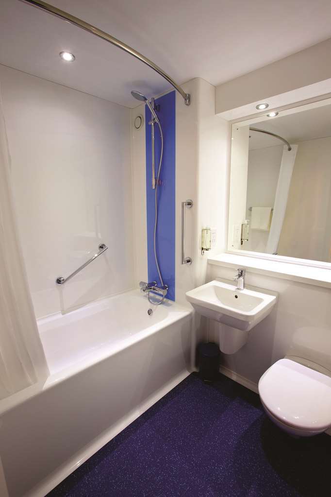 Travelodge Dundee Strathmore Avenue Habitación foto